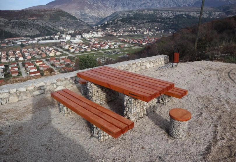 Stolac 6